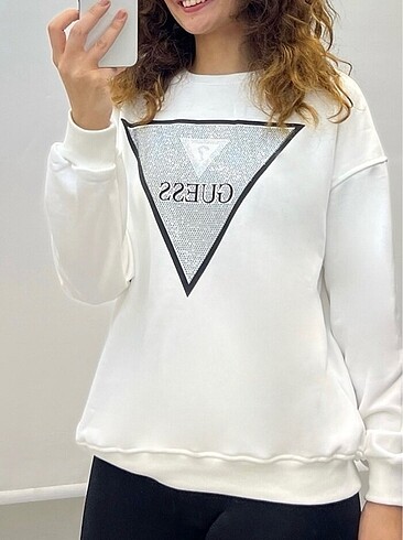 m Beden Guess sweatshirt