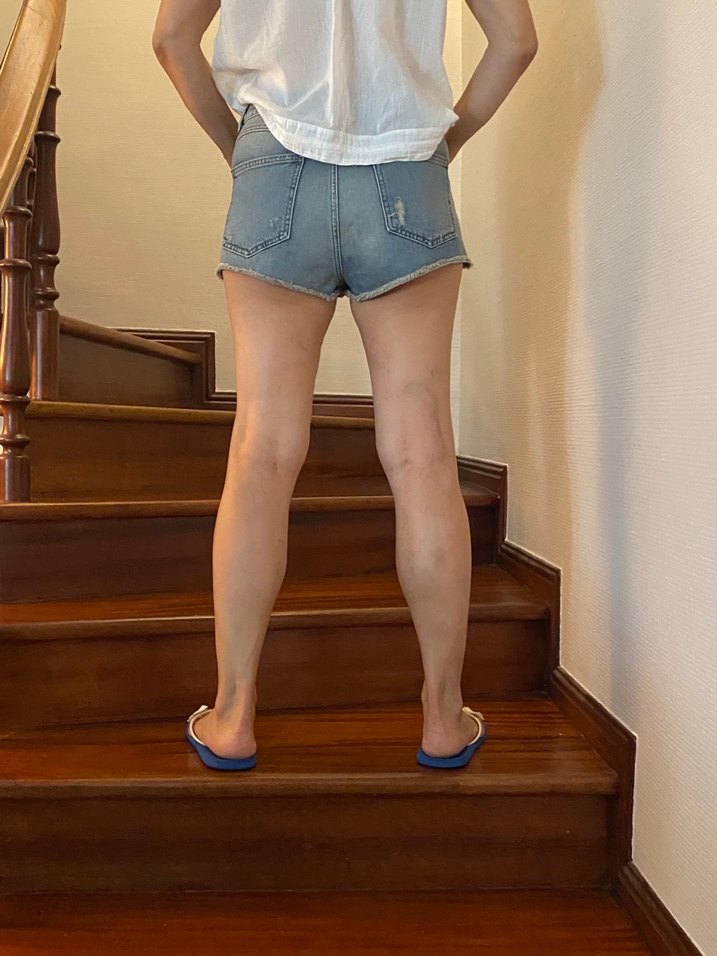 Kadın Açık Mavi Bağlama Desenli Kısa Denim Şort - Görsel 2