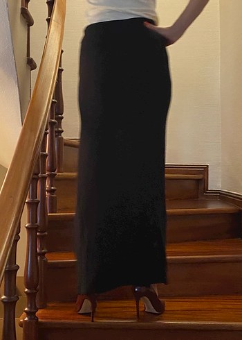 Siyah Kadın Etek - Görsel 3