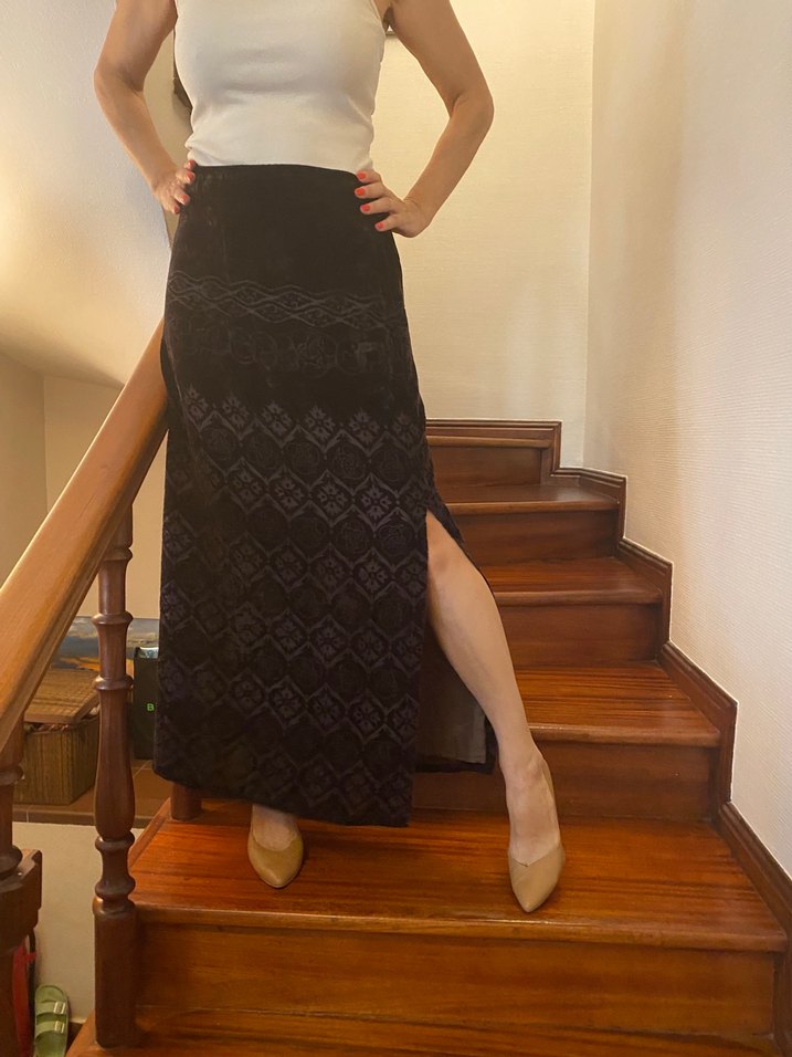 Kadife, koyu kahve rengi, astarlı uzun etek - Görsel 2