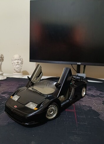 BUGATTI 11GB (1991) 1.18 