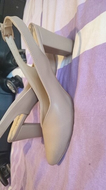 Diğer Krem renk stiletto