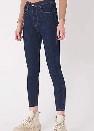 Koyu jean