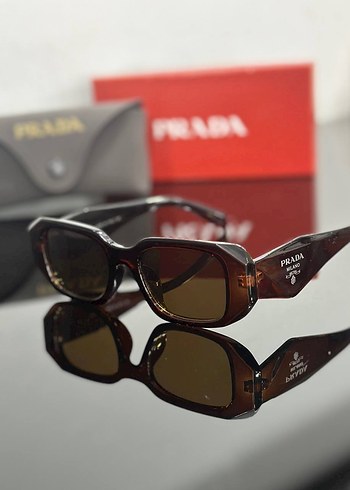 Prada ithal gözlük