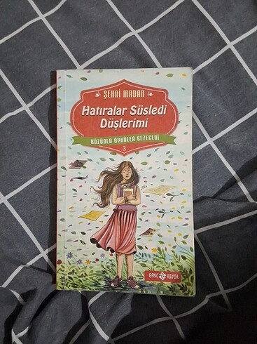 Hatıralar süsledi düşlerimi 
