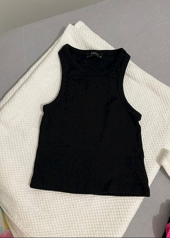 Trendyol & Milla Kadın Beyaz Yüksek Yakalı Kolsuz Crop Top