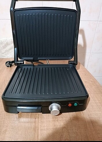 SATILDI !!!! Silver marka tost-ızgara makinesi