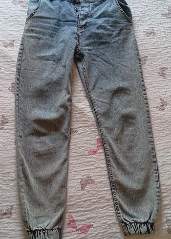 Gri Kadın Denim Rahat Kesim Jean