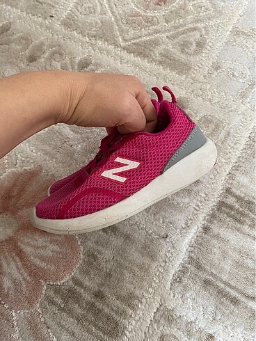 New Balance Pembe