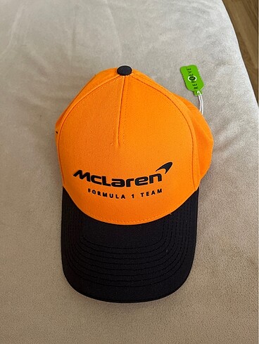 Mclaren şapka