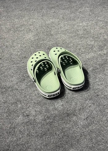 32 Beden yeşil Renk Crocs Crocband