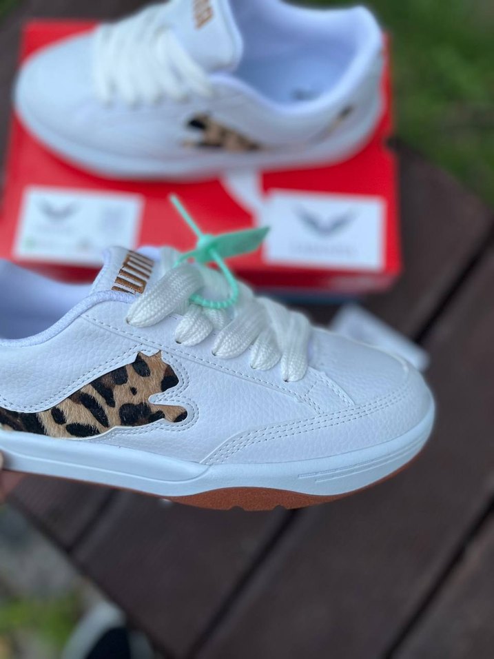 Leopar Desenli Beyaz Platform Spor Ayakkabı - Görsel 3