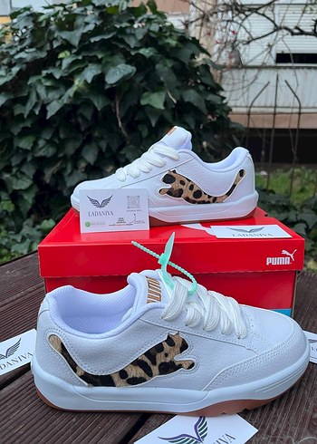 Leopar Desenli Beyaz Bağcıklı Kadın Spor Ayakkabı - Görsel 5