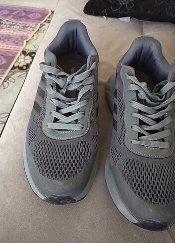 43 Beden gri Renk Adidas ayakkabı