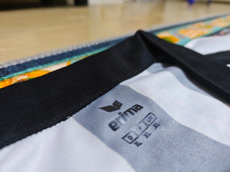 Erkek Siyah Beyaz Çizgili Kısa Kollu Forma - Görsel 4