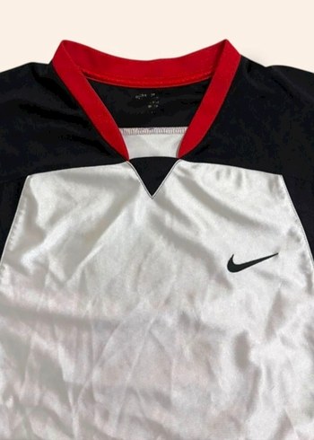 Nike Beyaz Kolsuz V Yaka Erkek Forma 62x45 - Görsel 2