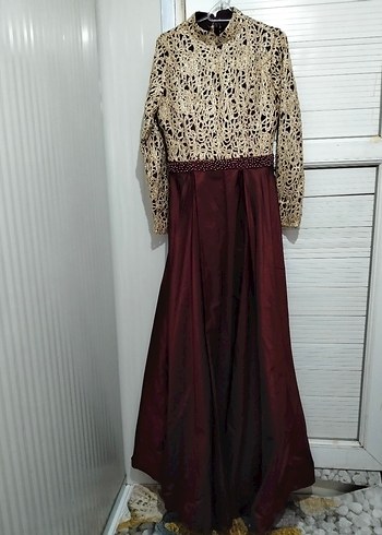 Bordo İşlemeli Uzun Kollu Abiye Elbise - Görsel 2