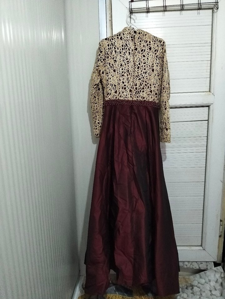 Bordo İşlemeli Uzun Kollu Abiye Elbise - Görsel 5