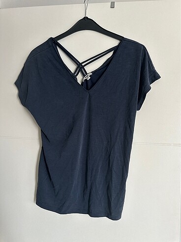 Lacivert sırt detaylı tshirt