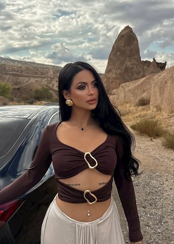 Kahverengi Deri Uzun Kollu Mini Crop Top