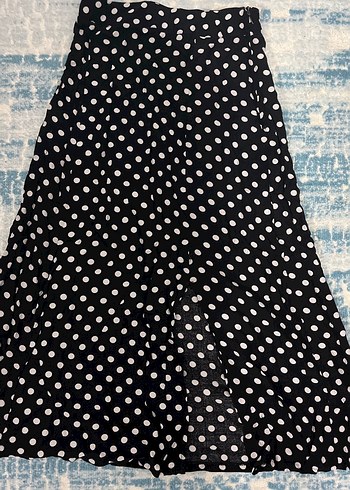 Puantiye Desenli Siyah Uzun Pilili Etek - Görsel 2