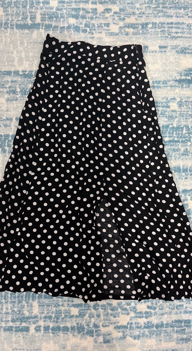 Puantiye Desenli Siyah Uzun Pilili Etek - Görsel 2