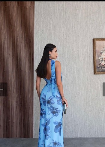 Mavi Drapeli V Yaka Uzun Elbise fularli - Görsel 4