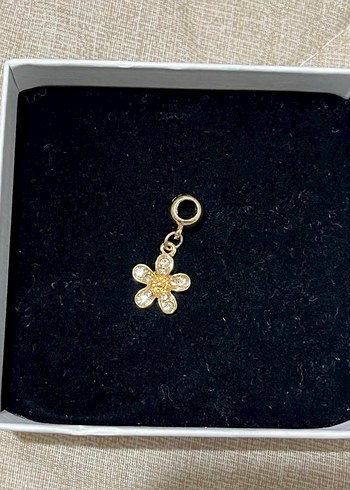 Altın Renkli Güneş Figürlü Zincirli Charm - Görsel 3