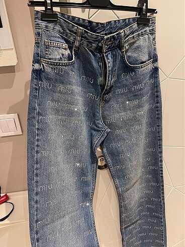 m Beden Miu miu taşlı jean