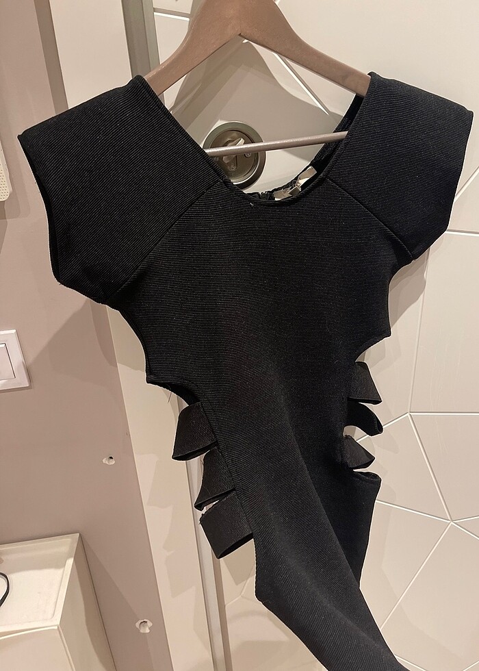 Burberry bel dekolteli elbise - Görsel 3