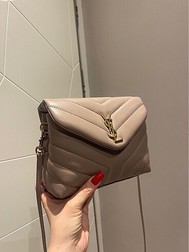 Yves Saint Laurent Yves saint laurent deri çanta