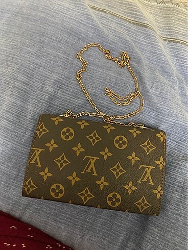 Louis Vuitton Çantaa