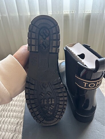37 Beden siyah Renk Yağmur botu