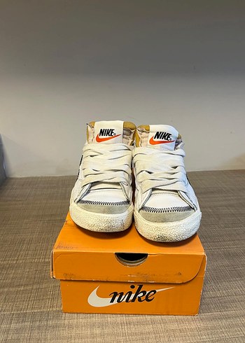 Beyaz Siyah Nike Kadın Spor Ayakkabı - Görsel 3