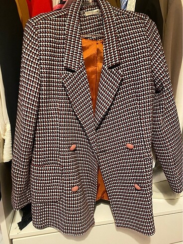 Çok kaliteli blazer yeni gibi