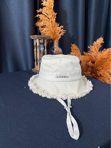 JACQUEMUS ŞAPKA
