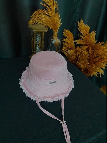 JACQUEMUS ŞAPKA