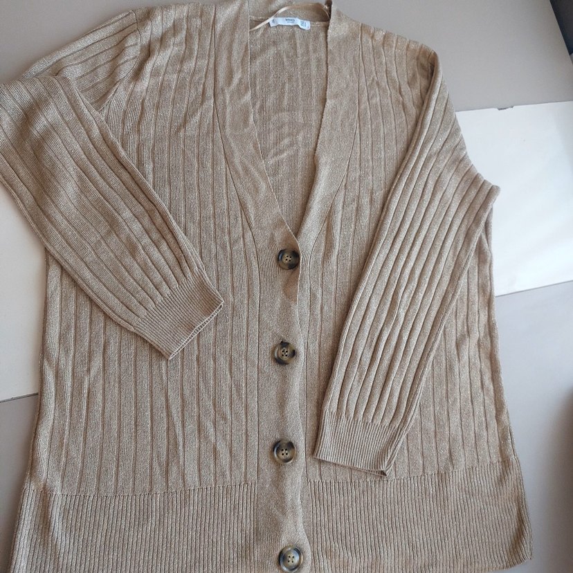 Bej V Yakalı Kadın Kazak - Görsel 3