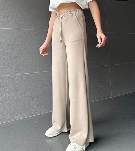 Oysho model rahat kadın eşofman altı