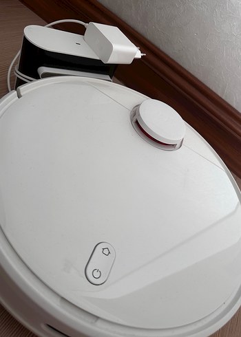 Beyaz Robot Süpürge