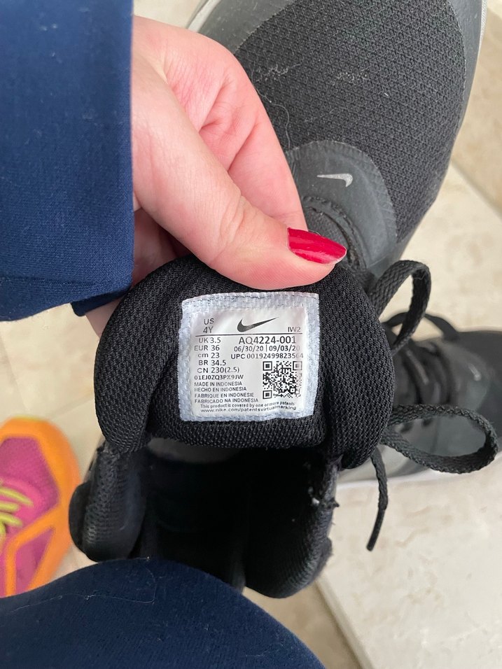 Kadın Nike spor ayakkabı - Görsel 3