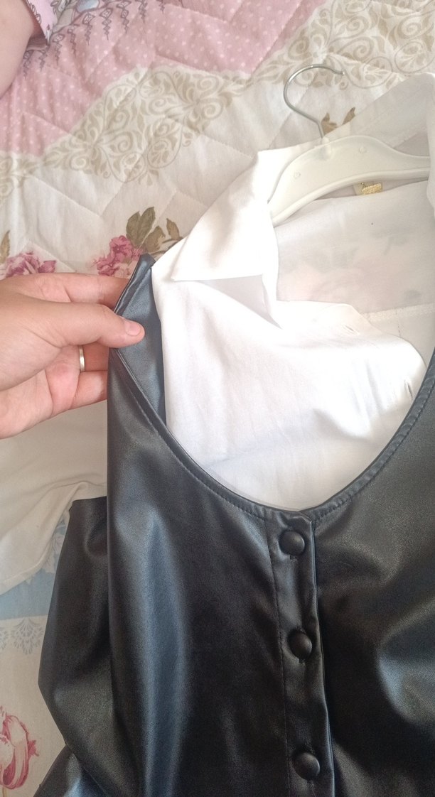 Düğmeli Beyaz Deri Mini Gömlek - Görsel 4