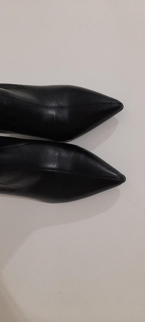 bershka Siyah Deri İnce Topuklu Kadın Bot - Görsel 4