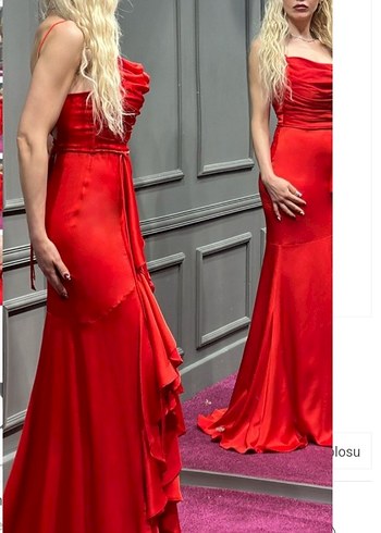 Parlak Kırmızı Sırt Detaylı Uzun Abiye - Görsel 2