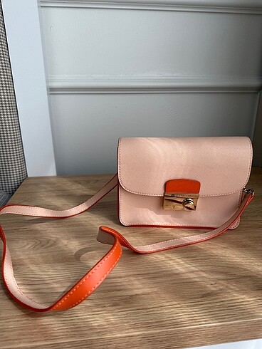Turuncu çanta - Görsel 2