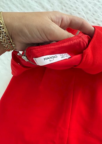Kırmızı V Yaka Piliseli kısa Elbise - Görsel 3