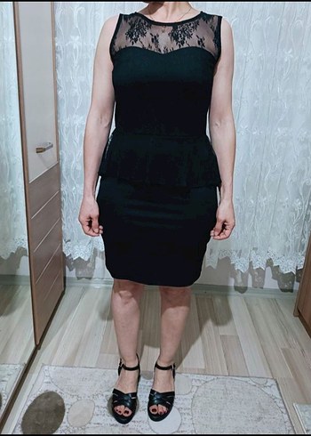 Siyah Dantel Detaylı Midi Abiye Elbise - Görsel 2