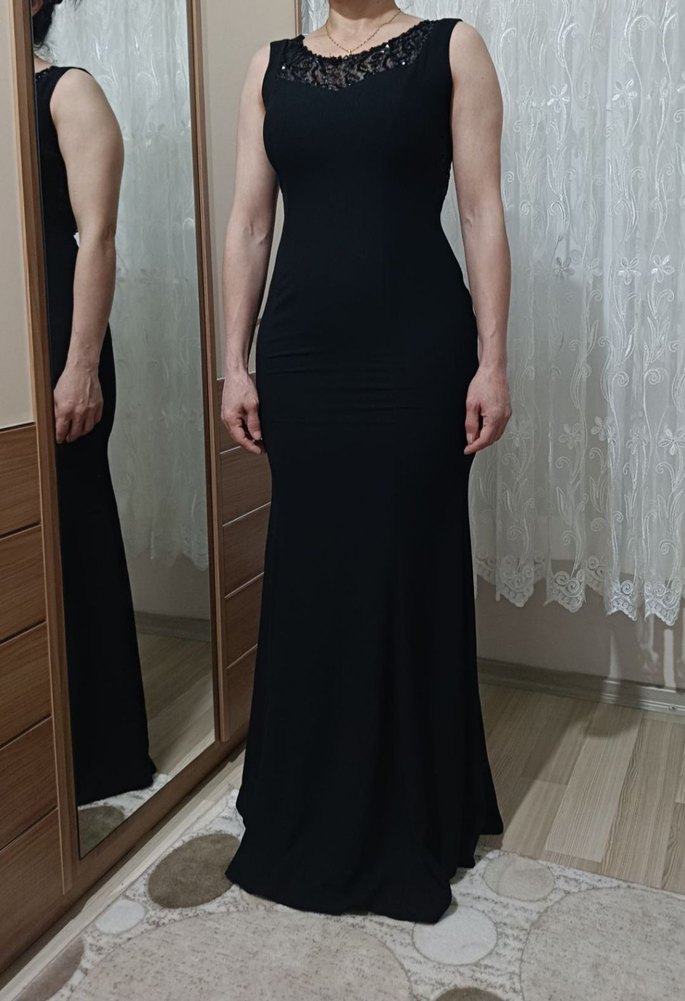 Siyah V Yaka Uzun Kadın Abiye Elbise - Görsel 2