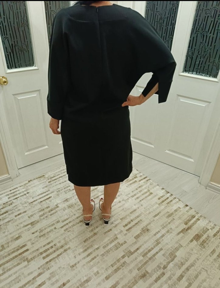 Siyah Drapeli V Yakalı Uzun Kollu Kalem Elbise - Görsel 4