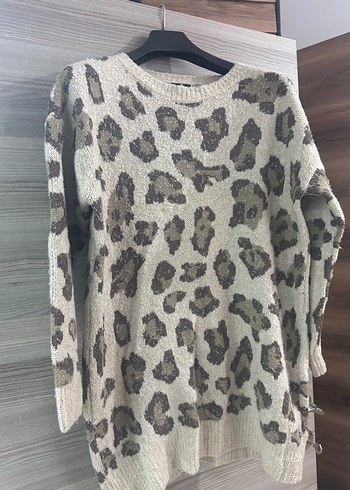 Leopar Desenli Gri Örgü Kadın Kazak - Görsel 3